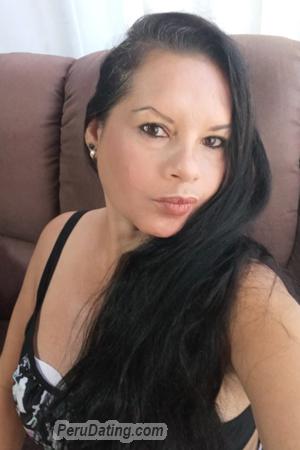 161824 - Andrea Age: 48 - Costa Rica