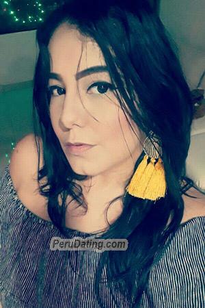 176809 - Laura Age: 32 - Colombia
