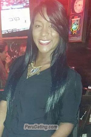180631 - Karina Age: 37 - Colombia