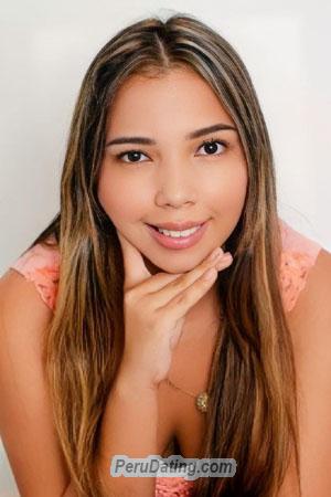198003 - Yeraldin Age: 29 - Colombia