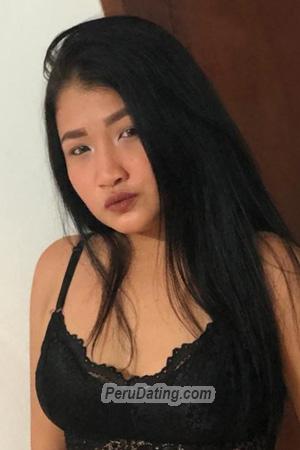 198905 - Elianyer Age: 24 - Colombia