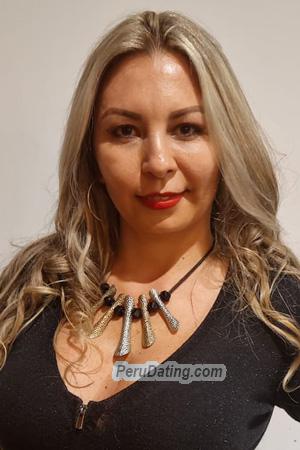 207334 - Andrea Age: 44 - Colombia