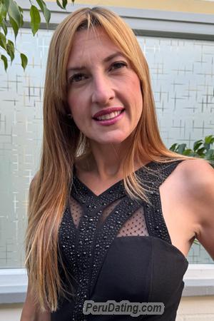 210274 - Mariela Age: 41 - Colombia