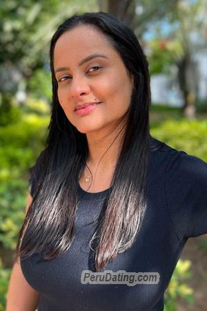 210697 - Karen Age: 41 - Colombia