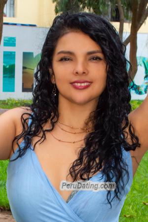 213538 - Elizabeth Age: 37 - Peru