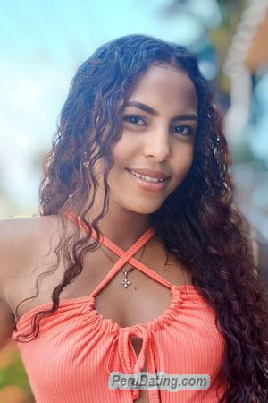 213877 - Martha Age: 22 - Colombia