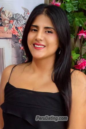 215267 - Karina Age: 33 - Peru