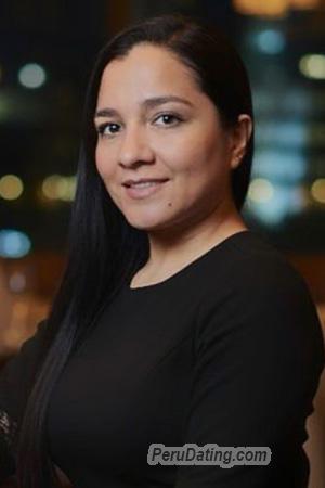 225204 - Yamile Age: 37 - Colombia