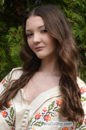 228185 - Sofia Age: 18 - Ukraine