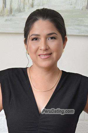 228317 - Mariana Age: 38 - Peru